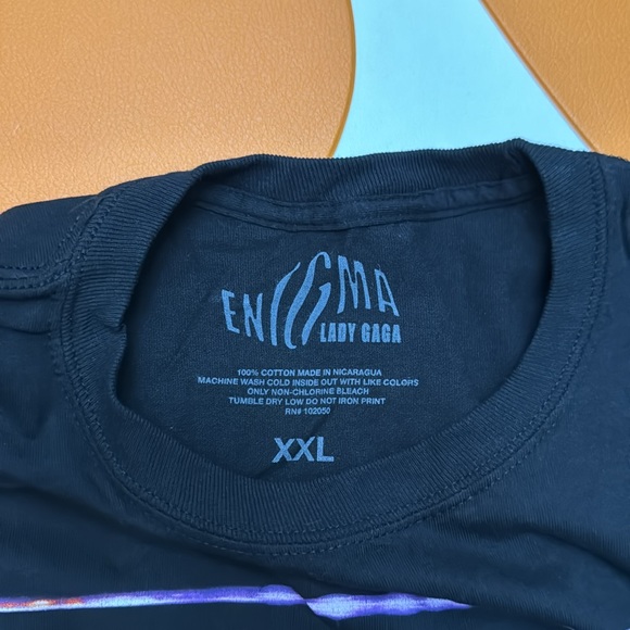 LADY GAGA ENIGMA Las Vegas long sleeve XXL - Picture 3 of 5